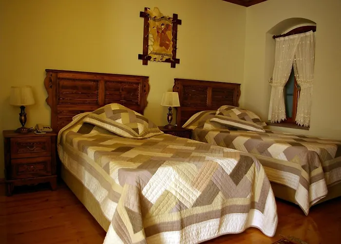 Hera Han/Misafirhane 4*